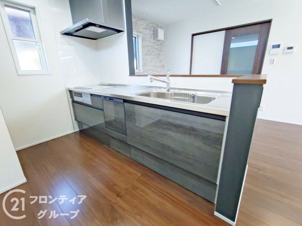 大津市大江４丁目　新築一戸建て　１号棟