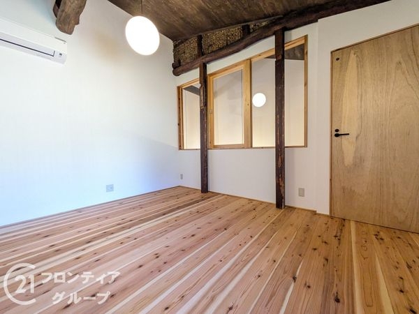 大津市尾花川の中古一戸建て