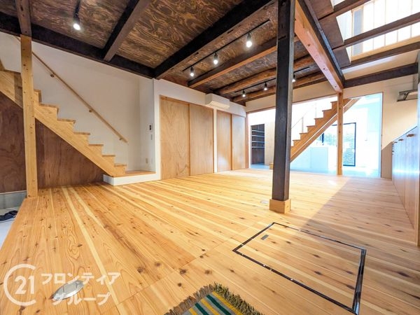 大津市尾花川の中古一戸建て