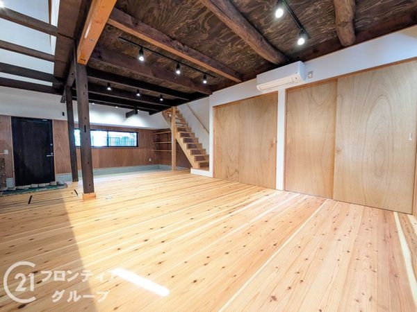 大津市尾花川の中古一戸建て