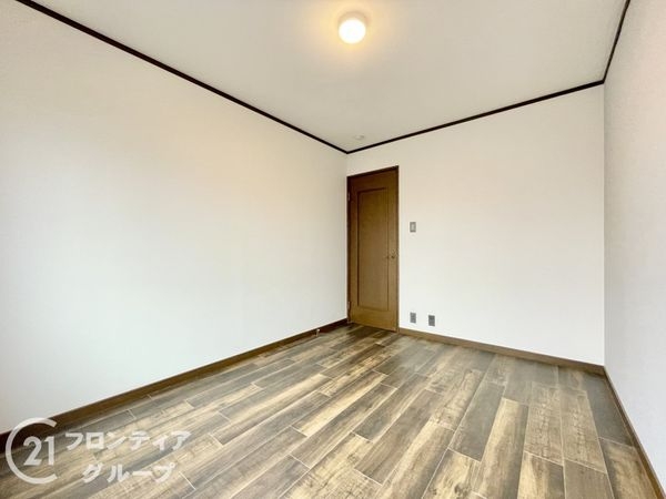宇治市開町の中古一戸建て