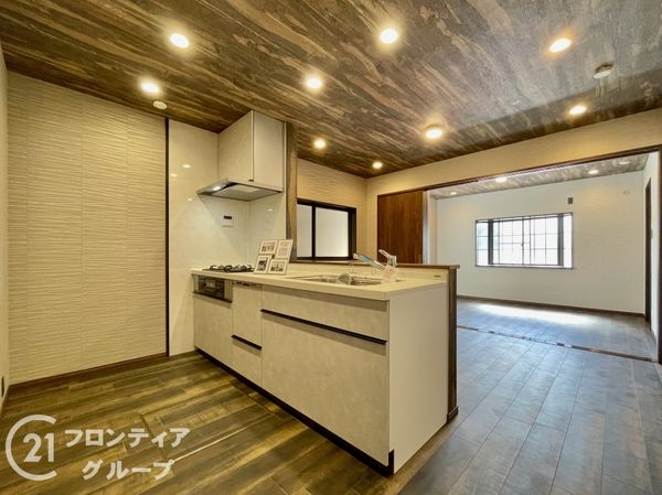宇治市開町の中古一戸建て