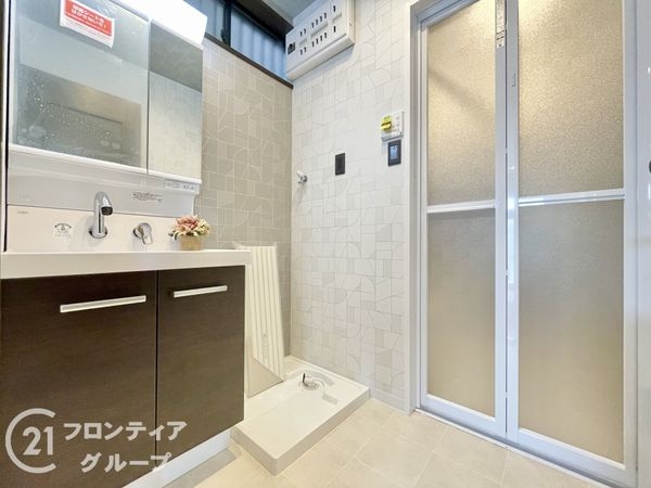宇治市開町の中古一戸建て