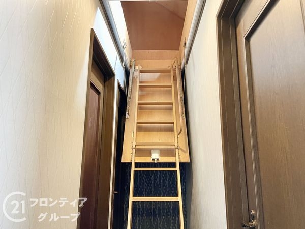 宇治市開町の中古一戸建て