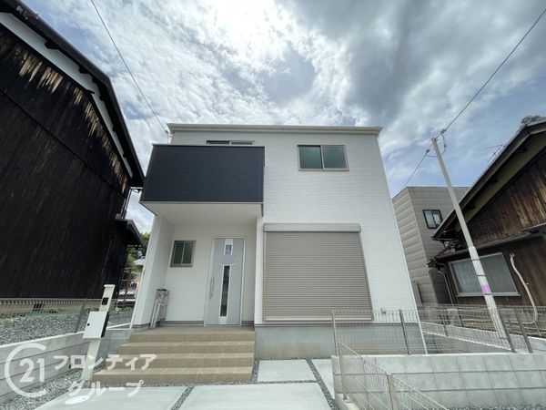 久世郡久御山町市田珠城　新築一戸建て　１期　１号棟