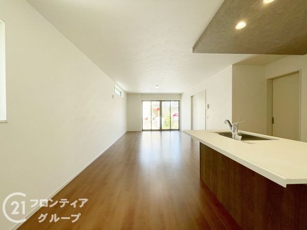 久世郡久御山町市田珠城　新築一戸建て　１期　１号棟