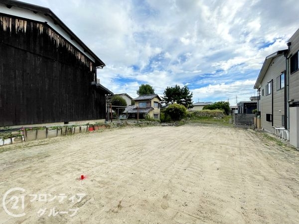久世郡久御山町市田珠城　新築一戸建て　１期　２号棟