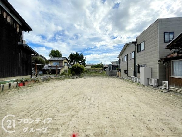 久世郡久御山町市田珠城　新築一戸建て　１期　２号棟
