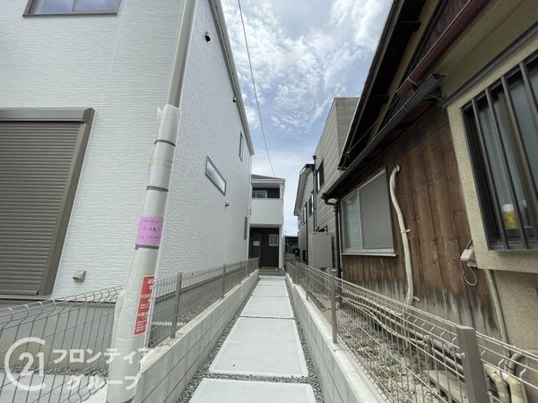 久世郡久御山町市田珠城　新築一戸建て　１期　２号棟