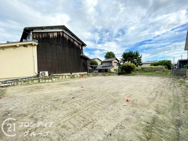 久世郡久御山町市田珠城　新築一戸建て　１期　２号棟