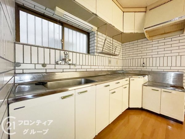 京都市山科区西野楳本町　中古一戸建て