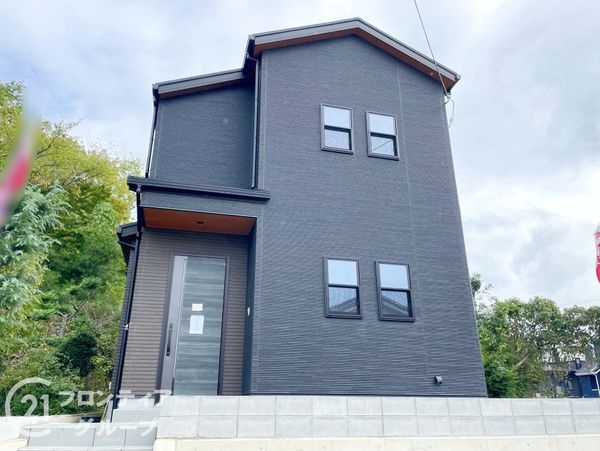 宇治市木幡御蔵山の中古一戸建て
