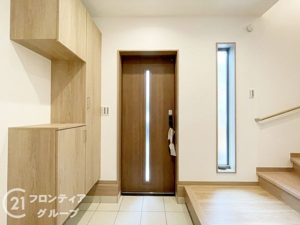 長岡京市今里更ノ町　新築一戸建て　全１区画