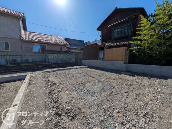 大津市長等３丁目　新築一戸建て　１期　２号棟