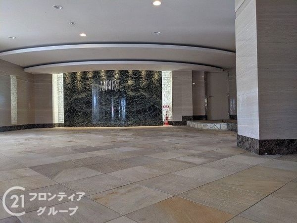 アンビエント東向日ベルクール 中古マンション(ロビー)