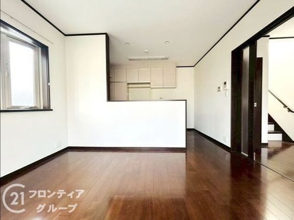 久世郡久御山町市田和気　中古一戸建て