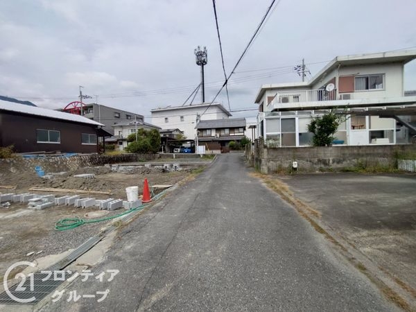 大津市坂本7丁目 新築一戸建て 第1期 1号棟(前面道路含む現地写真)