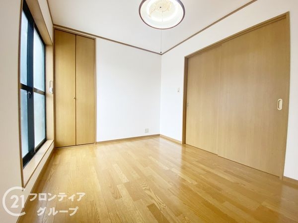 宇治市小倉町堀池の中古一戸建て(寝室)