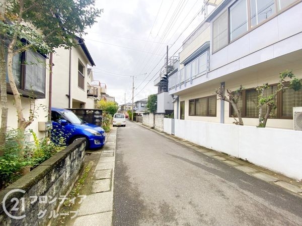 城陽市寺田水度坂 新築一戸建て 全1区画(前面道路含む現地写真)