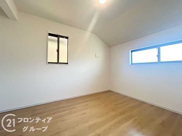 京都市山科区川田西浦町　新築一戸建て　１期　１号棟