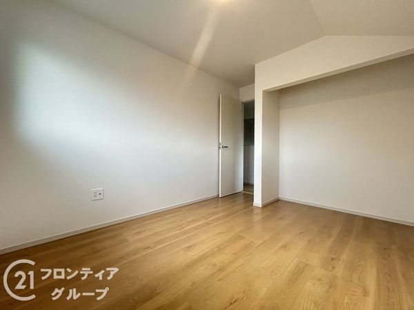 京都市山科区川田西浦町　新築一戸建て　１期　１号棟