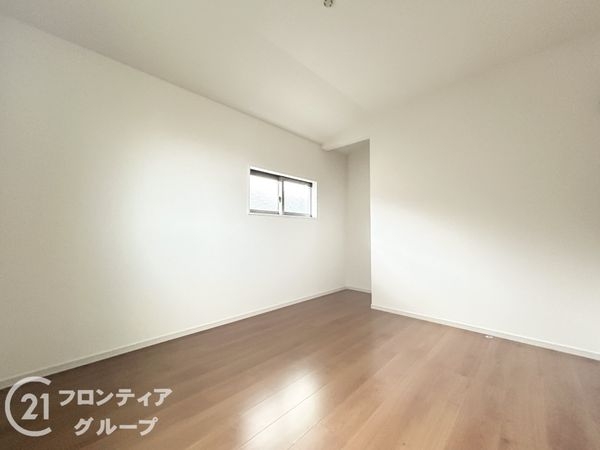 京都市山科区川田西浦町　新築一戸建て　１期　２号棟