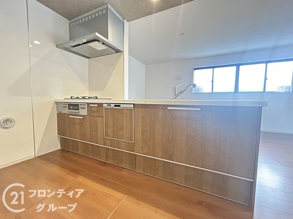京都市山科区川田西浦町　新築一戸建て　１期　２号棟