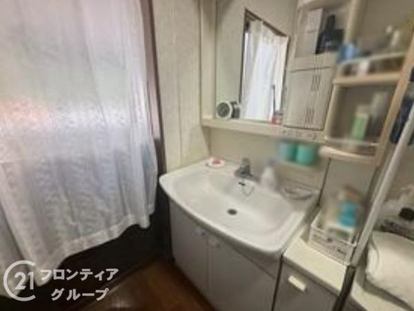 大津市瀬田6丁目の中古一戸建て(洗面台・洗面所)