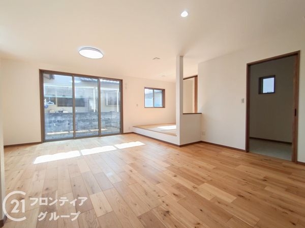 大津市湖青２丁目　中古一戸建て