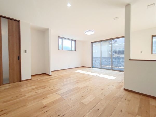 大津市湖青２丁目の中古一戸建て