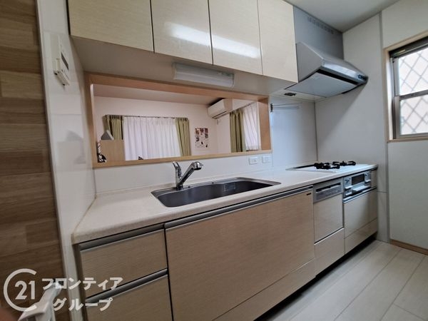 宇治市広野町尖山の中古一戸建て(キッチン)