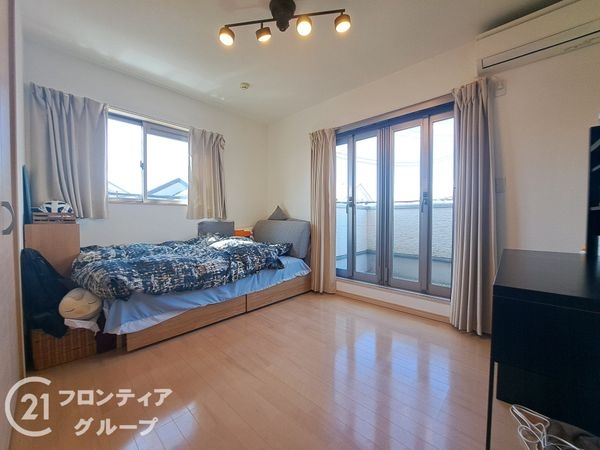 宇治市広野町尖山の中古一戸建て(寝室)