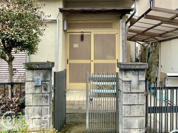 京田辺市興戸犬伏　中古一戸建て