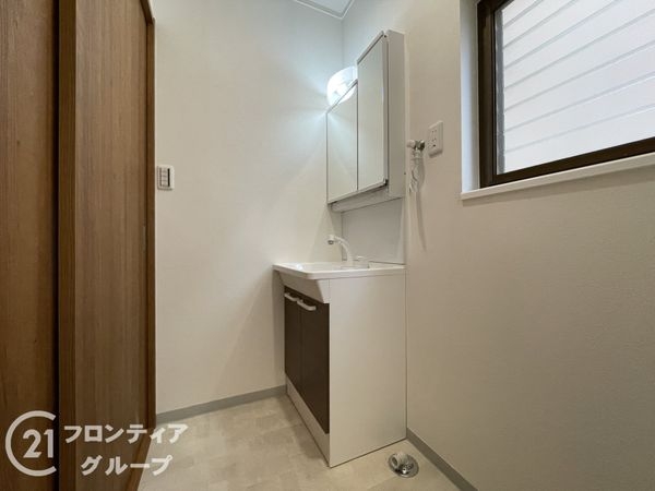 八幡市八幡吉原の中古一戸建て