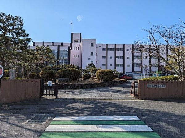 大津市本堅田６丁目　新築一戸建て　第８　全１区画(大津市立堅田小学校)