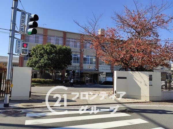 京都市伏見区石田大山町の中古一戸建て(京都市立春日野小学校)
