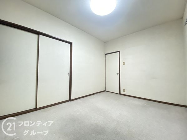 京都市伏見区深草大亀谷安信町の中古一戸建て