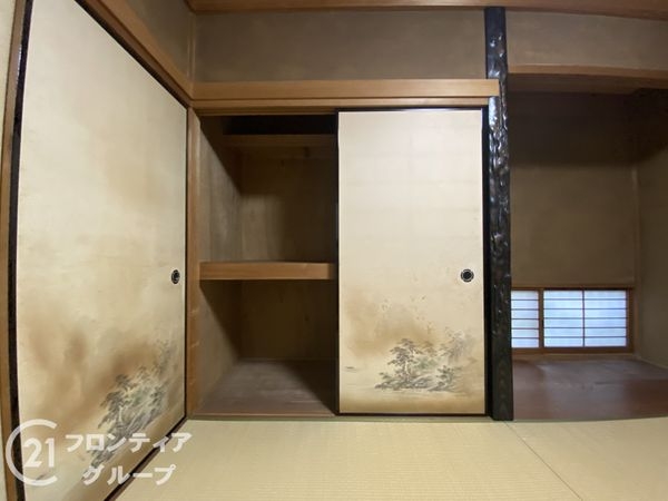 京都市伏見区深草大亀谷安信町の中古一戸建て