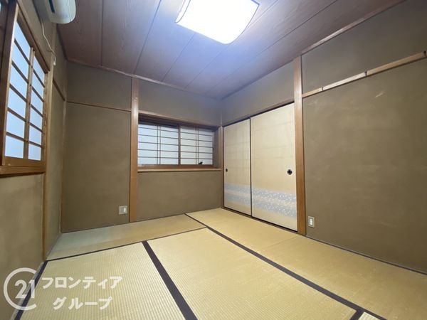 京都市伏見区深草大亀谷安信町の中古一戸建て