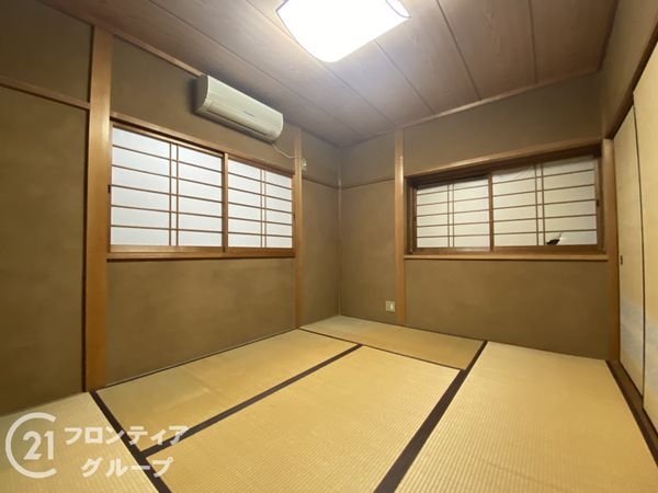 京都市伏見区深草大亀谷安信町の中古一戸建て