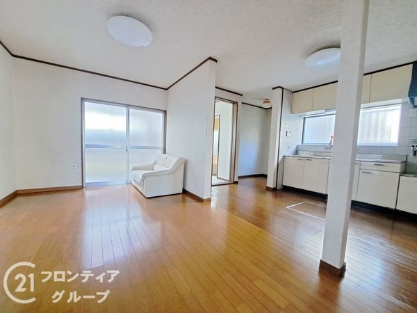 城陽市寺田北山田の中古一戸建て