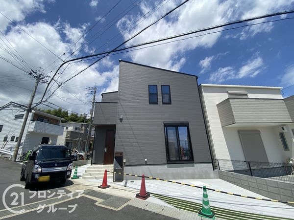 長岡京市長法寺力池　新築一戸建て　１号棟