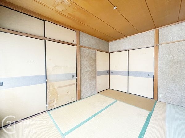 京都市伏見区深草仙石屋敷町の中古一戸建て