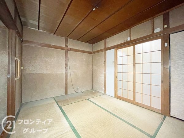 京都市伏見区深草仙石屋敷町の中古一戸建て