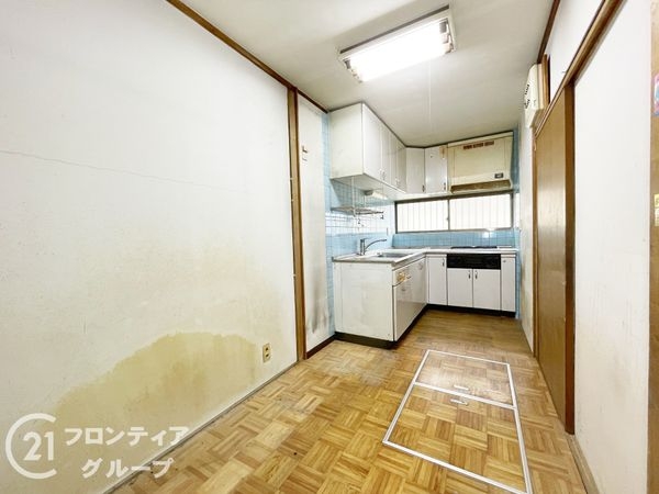 京都市伏見区深草仙石屋敷町の中古一戸建て