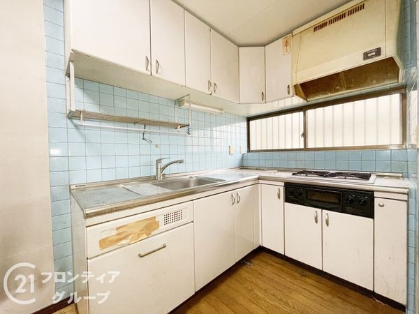 京都市伏見区深草仙石屋敷町　中古一戸建て