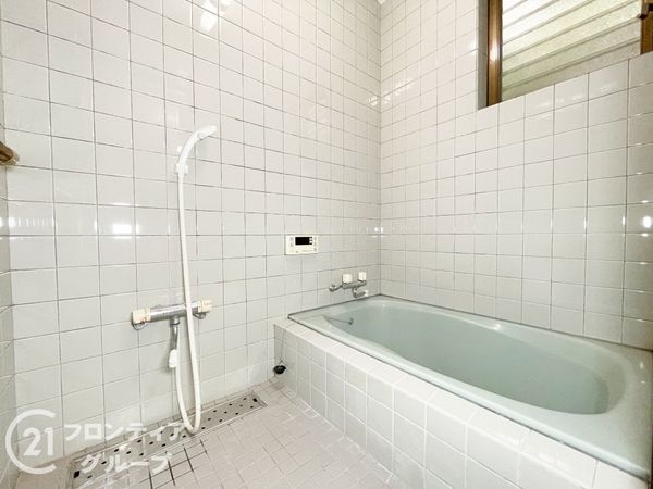 京都市伏見区深草仙石屋敷町　中古一戸建て