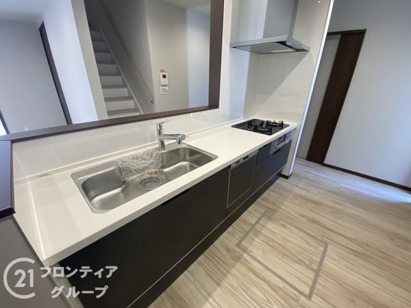 長岡京市長法寺力池　新築一戸建て　６号棟
