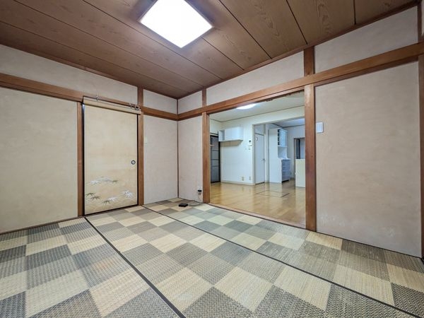 大津市本宮２丁目の中古一戸建て