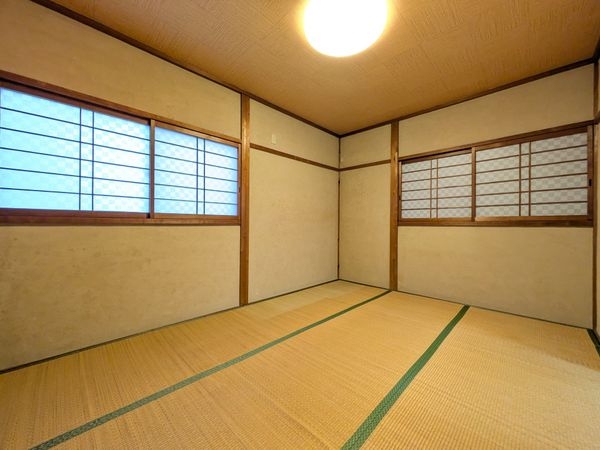 大津市本宮２丁目の中古一戸建て